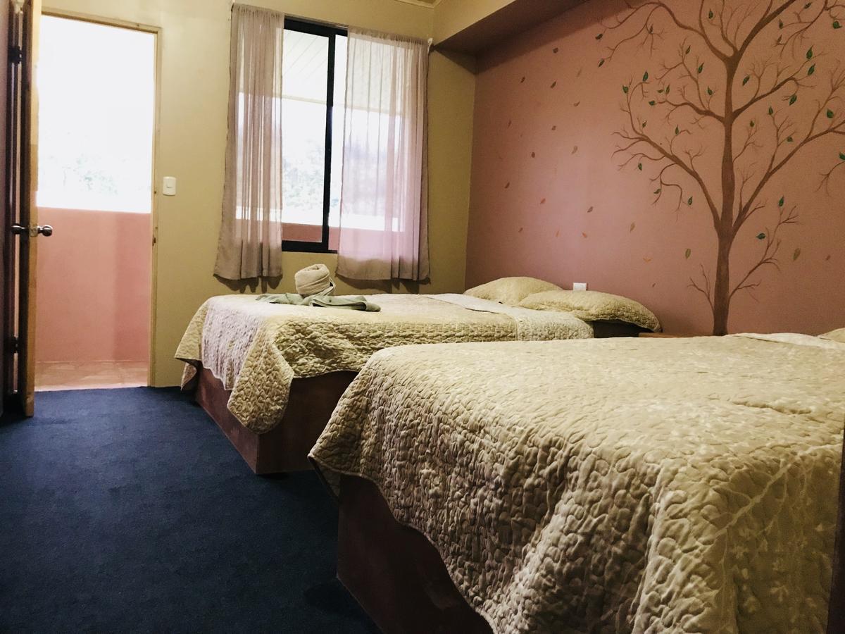 Hotel Uran Rivas Екстер'єр фото